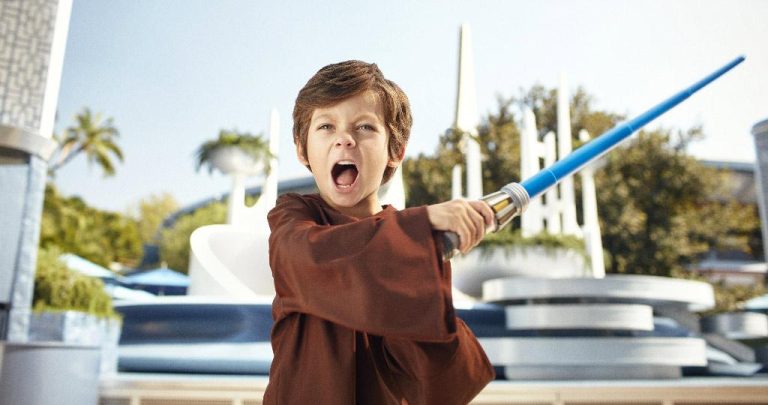 Cardmember Tips: Super <em>Star Wars</em> Experiences Await