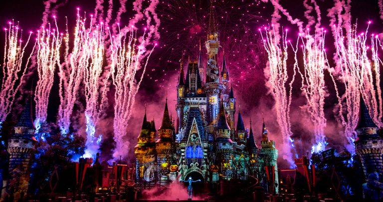 New Halloween Fireworks Light Up the Night at <em>Walt Disney World</em><sup>&reg;</sup> Resort