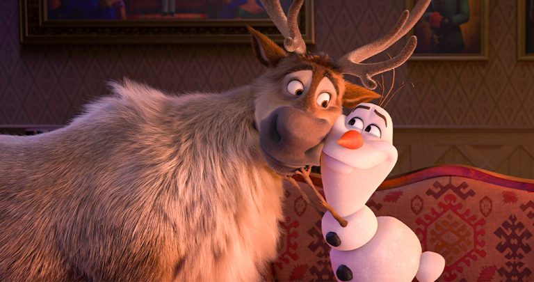 6 Ways to Celebrate Your Love for <em>Frozen</em>
