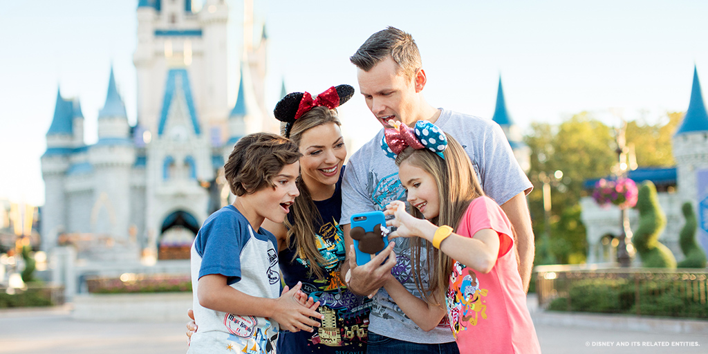 Disneyland & Disney Parks Mickey Compass Bag Reusable Tote Discover the magic 