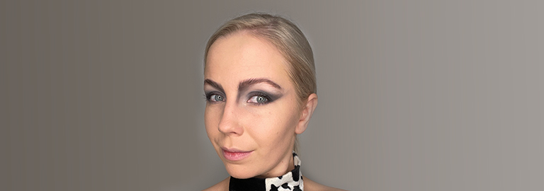 Cruella makeup