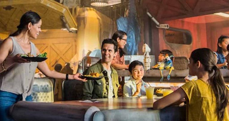 10 Places to Eat at Disney Without Reservations