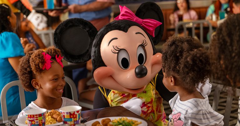 Announcement: Early Access to a Free Delicious Deal for Cardmembers