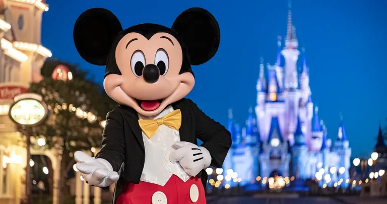 The Best Disney<sup>&reg;</sup> Visa<sup>&reg;</sup> Credit Card for Your Next Vacation to <em>Walt Disney World</em><sup>&reg;</sup> Resort