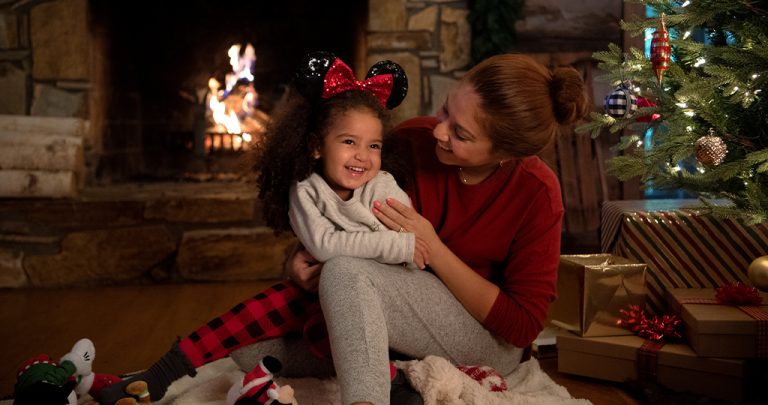 5 Ways to Use Your Disney Rewards Dollars this Holiday Season