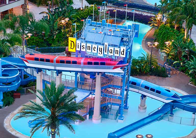 Disneyland Resort Pool