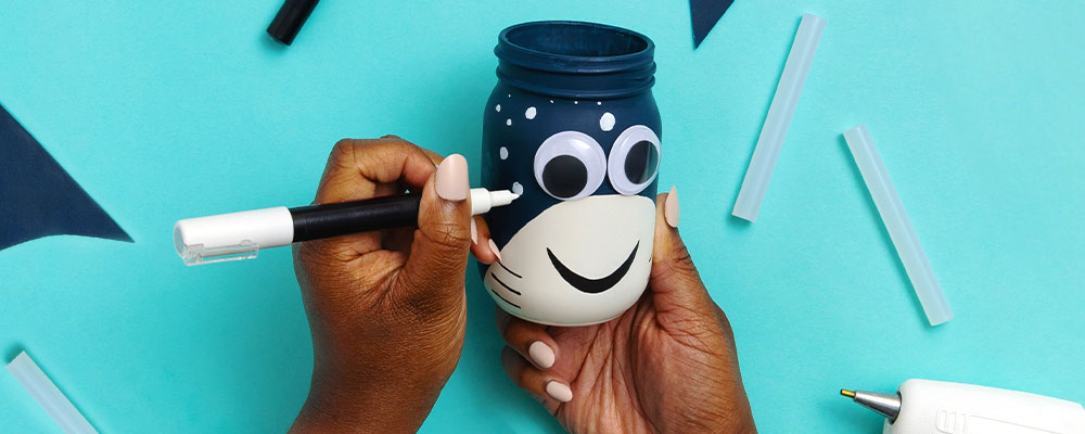 Finding Nemo-Inspired Mr. Ray Pen Holder