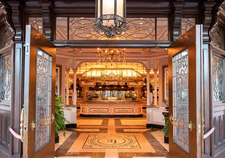 Entrance to Plaza Inn