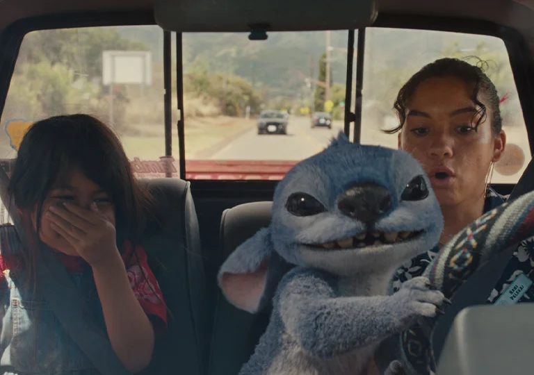 Stitch and kids in a car