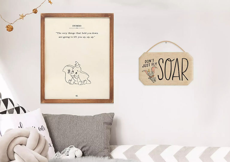 Dumbo Framed Wood Wall D&eacute;cor