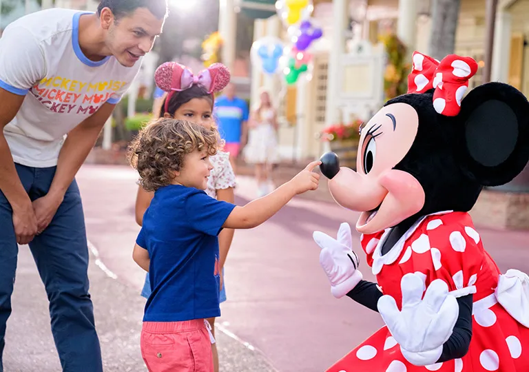 Minnie Mouse with guest