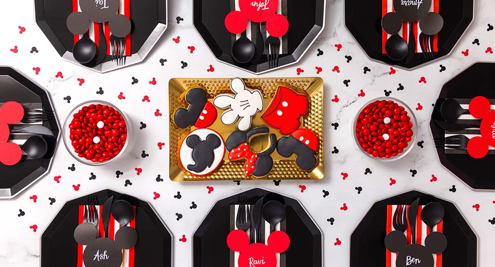 Mickey Mouse Tablescape