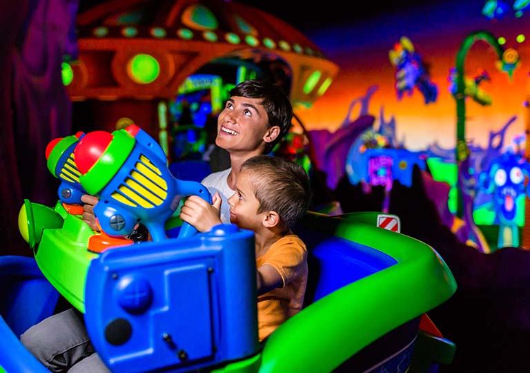 guests in Buzz Lightyear's Space Ranger Spin&reg;