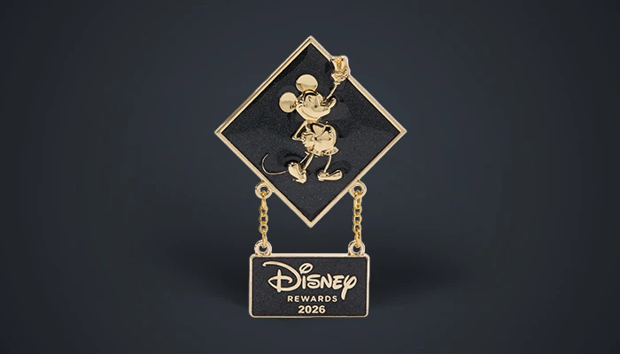 2026 Cardmember Pin: Icon