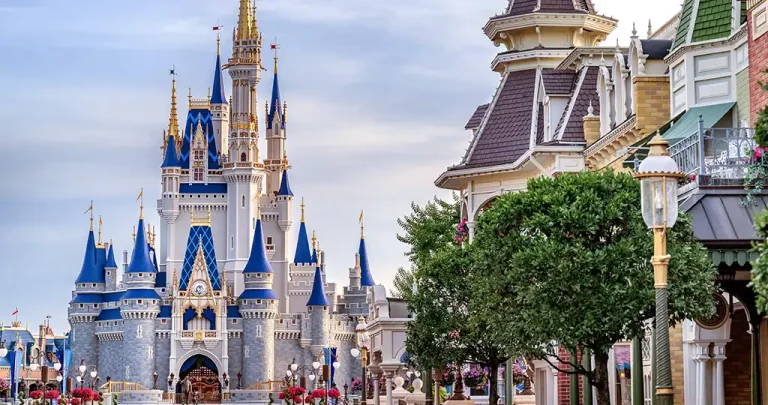 How to Earn a Disney Theme Park Tickets Credit